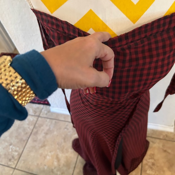 ❤️ Vici Red and Black Checkered Maxi Dress - Picture 9 of 10